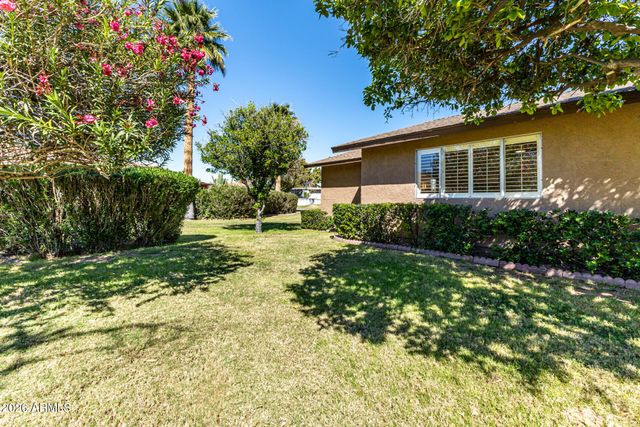 608 S LEISURE WORLD Drive, Mesa, AZ 85206