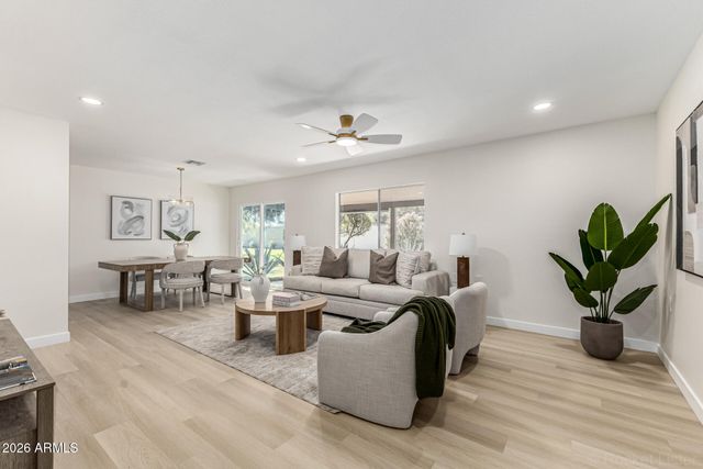 608 S LEISURE WORLD Drive, Mesa, AZ 85206