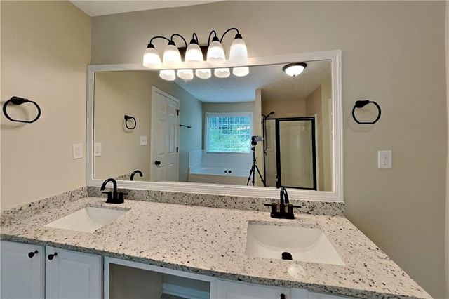 7435 Calm Springs Drive, Flowery Branch, GA 30542