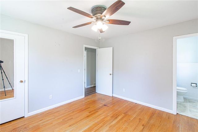 1608 Lee Lane, Pleasant Hill, MO 64080