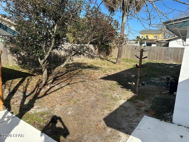 3733 Benbow Street, Panama City Beach, FL 32408