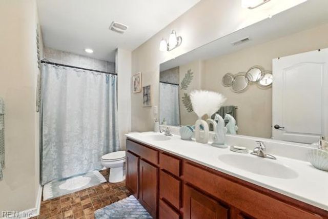 329 Fountain WAY, Hampton, VA 23666