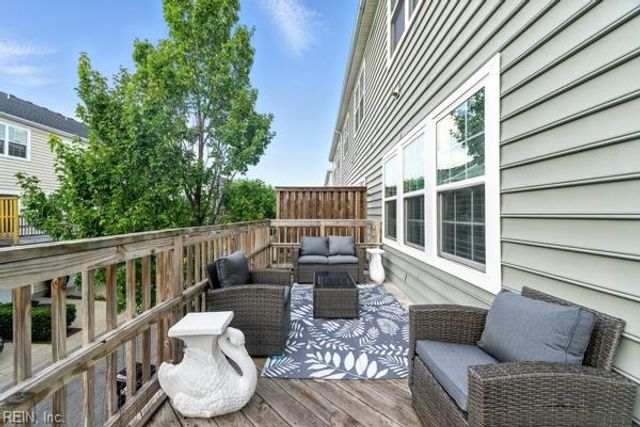 329 Fountain WAY, Hampton, VA 23666