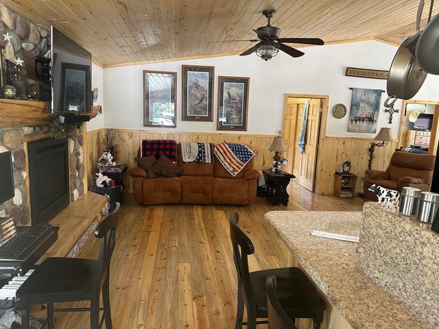 21462 N Twin Lake Drive, Cedaredge, CO 81413