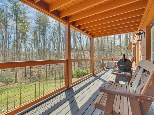 2164 Newt Huff Lane, Sevierville, TN 37862