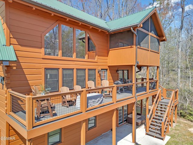 2164 Newt Huff Lane, Sevierville, TN 37862