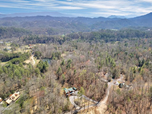 2164 Newt Huff Lane, Sevierville, TN 37862