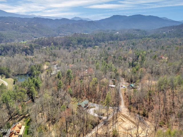 2164 Newt Huff Lane, Sevierville, TN 37862