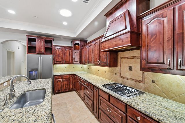 704 Fostery King Place, Keller, TX 76248