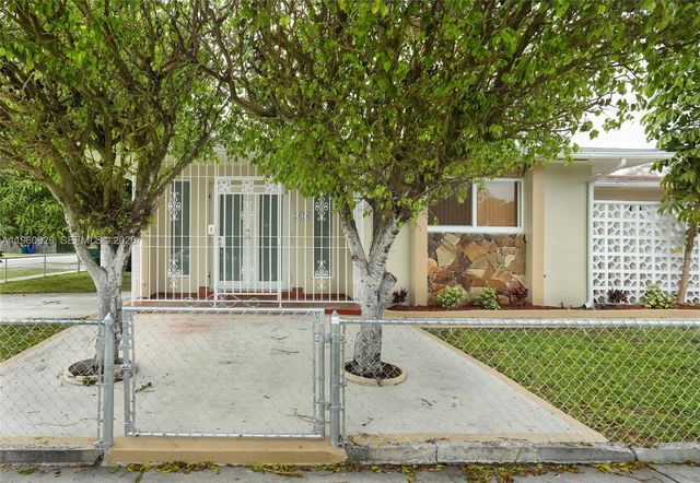 2656 SW 31st Ct 2654, Miami, FL 33133