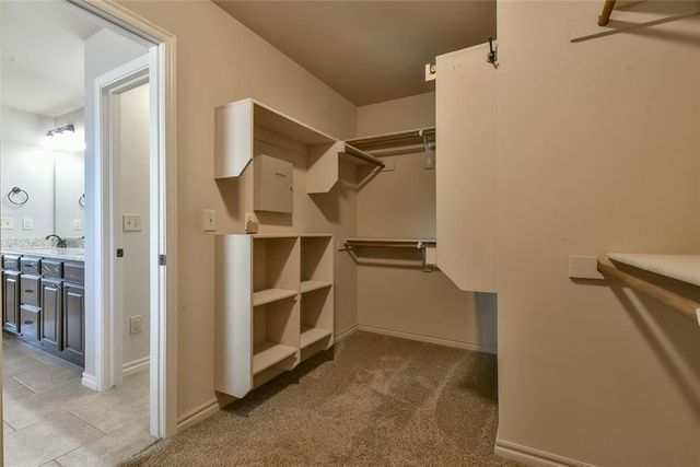 8902 NE Hudson Lane, Piedmont, OK 73078