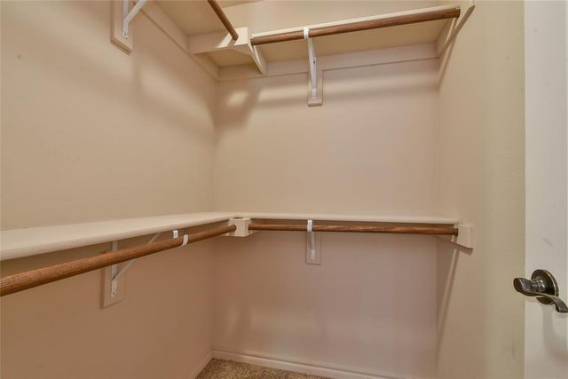 8902 NE Hudson Lane, Piedmont, OK 73078