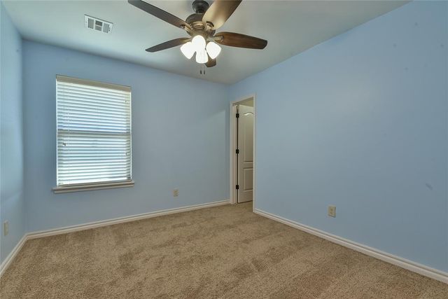 8902 NE Hudson Lane, Piedmont, OK 73078