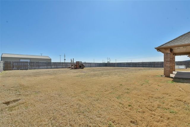 8902 NE Hudson Lane, Piedmont, OK 73078