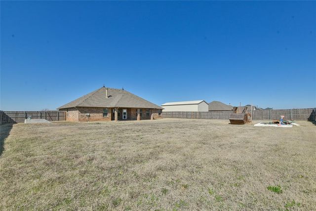 8902 NE Hudson Lane, Piedmont, OK 73078