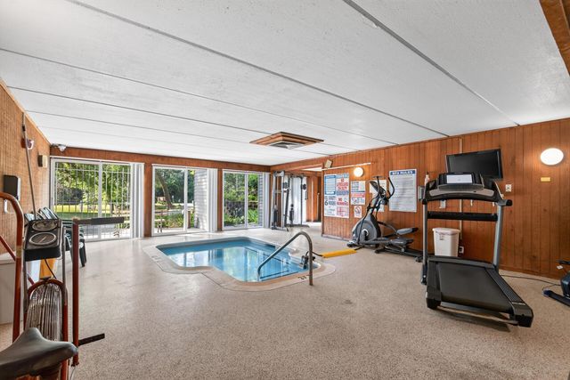 135 Viking Drive E 309, Little Canada, MN 55117