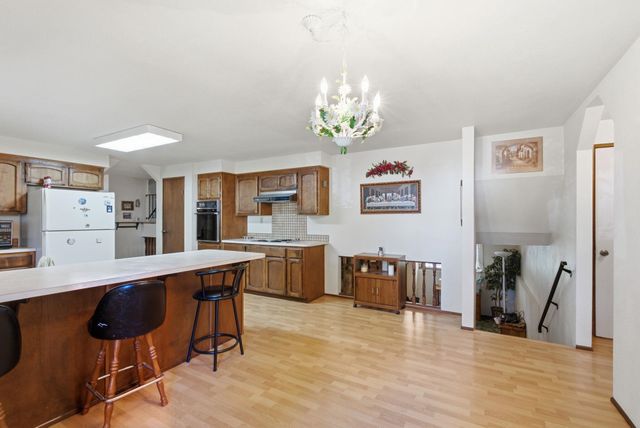 9313 N Ellenwood Ct, Nine Mile Falls, WA 99026