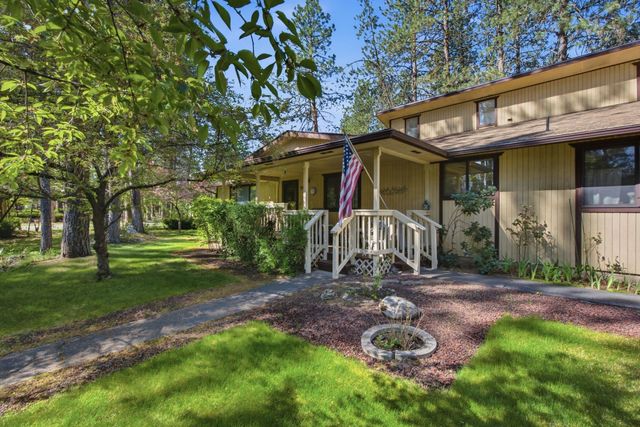 9313 N Ellenwood Ct, Nine Mile Falls, WA 99026