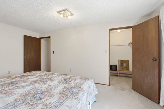 9313 N Ellenwood Ct, Nine Mile Falls, WA 99026