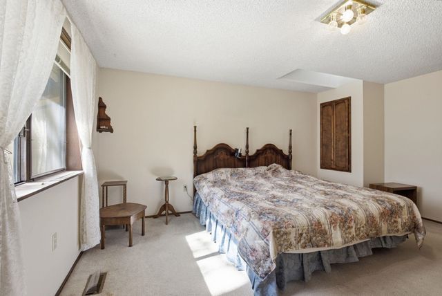 9313 N Ellenwood Ct, Nine Mile Falls, WA 99026