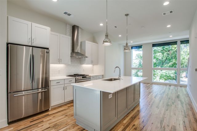 4419 Cabell Drive 203, Dallas, TX 75204