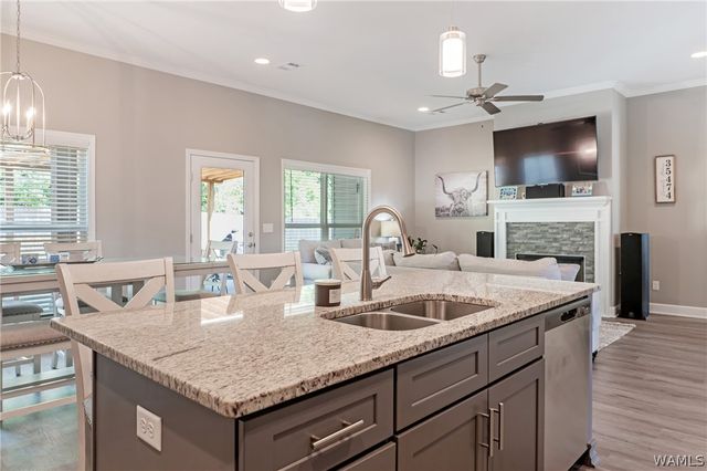 3010 Jamie, Moundville, AL 35474