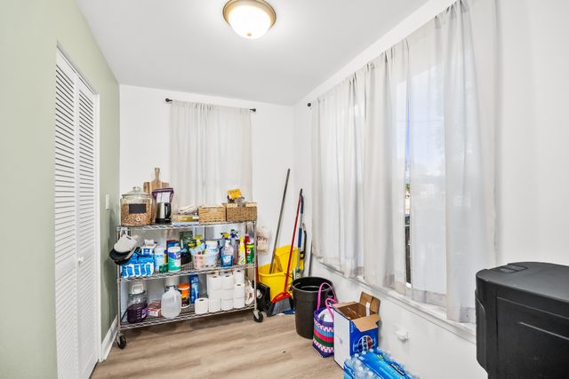8915 S Racine Avenue, Chicago, IL 60620