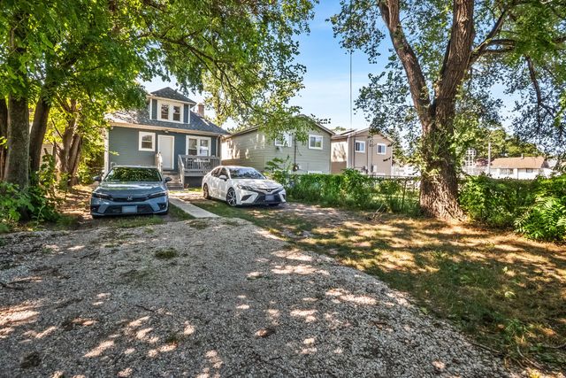 8915 S Racine Avenue, Chicago, IL 60620