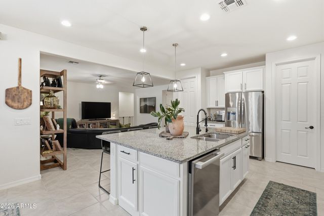16475 W FAWN Drive, Goodyear, AZ 85338