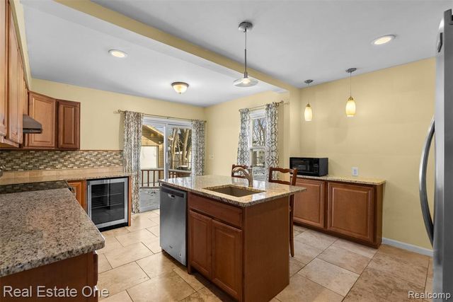 1205 Donald Avenue, Royal Oak, MI 48073