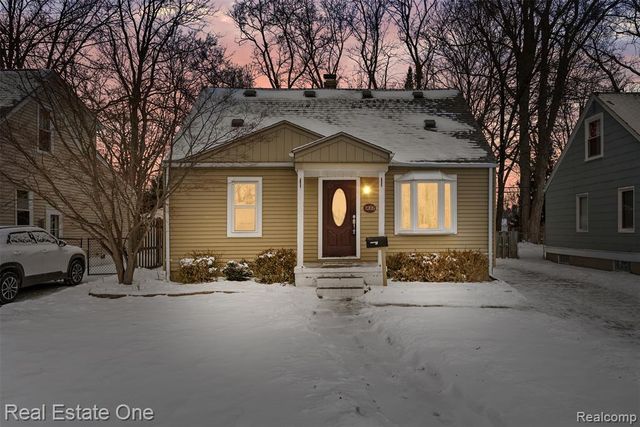 1205 Donald Avenue, Royal Oak, MI 48073