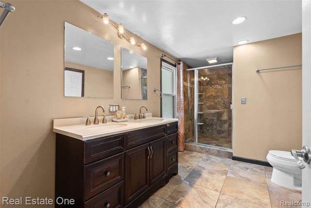 1205 Donald Avenue, Royal Oak, MI 48073