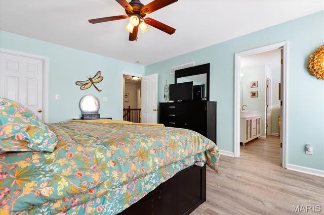 332 Willott Square Drive, St Peters, MO 63376