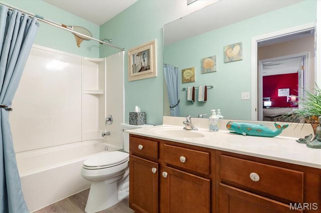 332 Willott Square Drive, St Peters, MO 63376