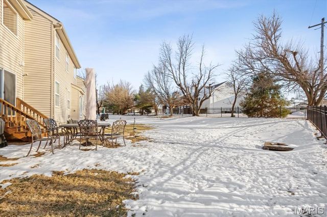 332 Willott Square Drive, St Peters, MO 63376