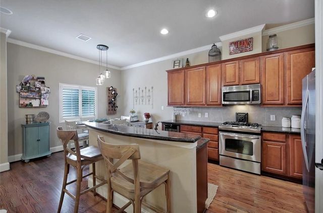 1222 W 17th Street C, Houston, TX 77008