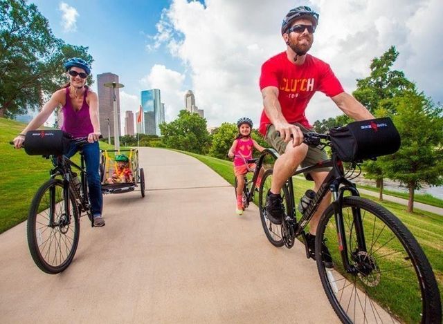 1222 W 17th Street C, Houston, TX 77008