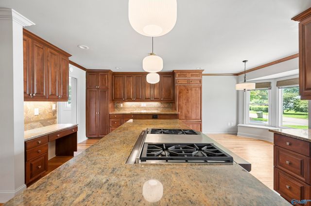 1810 Ballard Drive SE, Huntsville, AL 35801