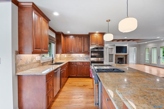 1810 Ballard Drive SE, Huntsville, AL 35801