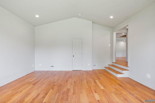 1810 Ballard Drive SE, Huntsville, AL 35801