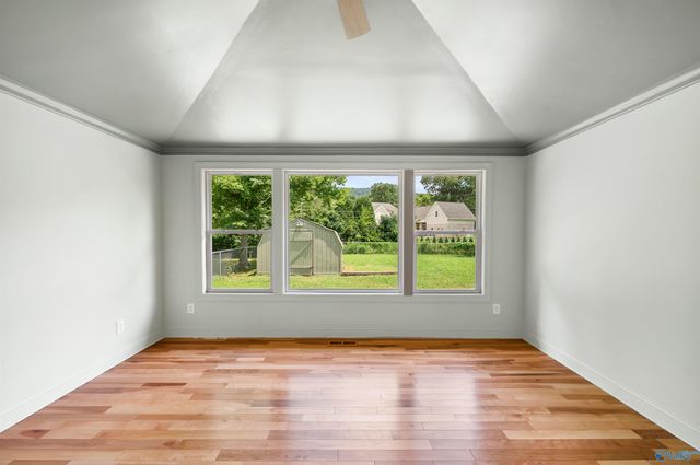 1810 Ballard Drive SE, Huntsville, AL 35801