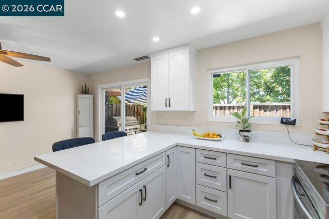4308 Saint Charles Pl, Concord, CA 94521
