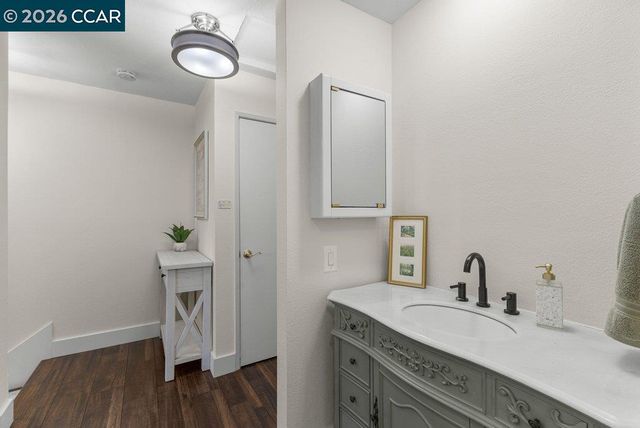 4308 Saint Charles Pl, Concord, CA 94521