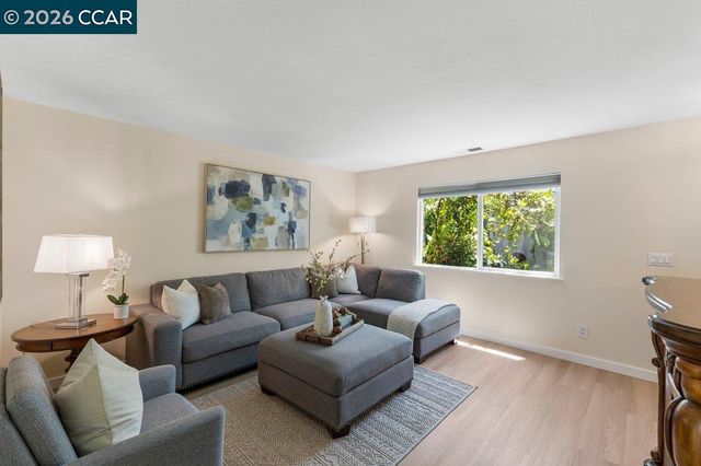 4308 Saint Charles Pl, Concord, CA 94521