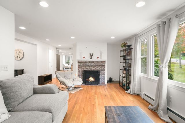 22 Townsend Dr, West Boylston, MA 01583
