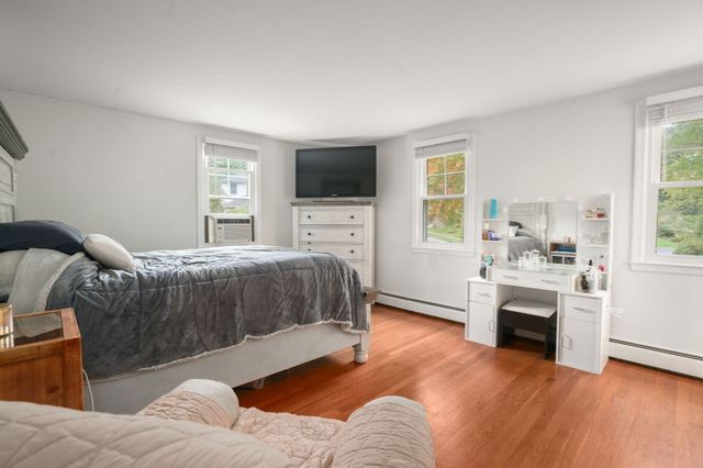 22 Townsend Dr, West Boylston, MA 01583
