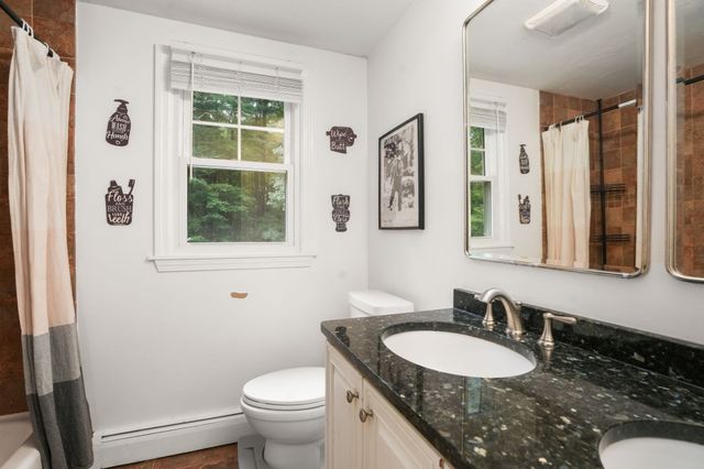 22 Townsend Dr, West Boylston, MA 01583