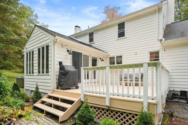 22 Townsend Dr, West Boylston, MA 01583