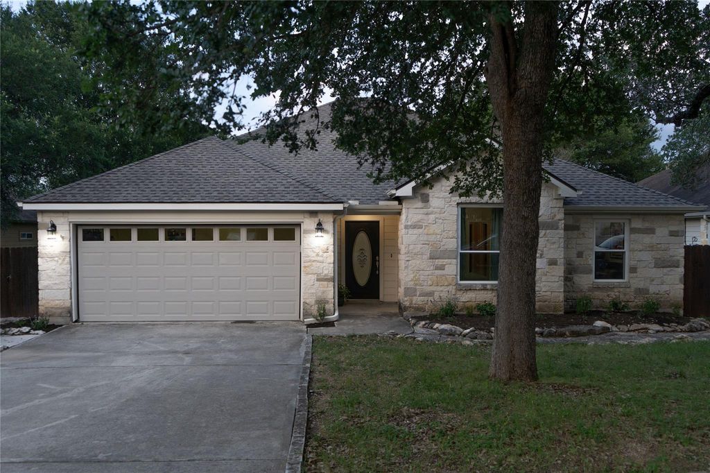 16 Serenade CIR, Wimberley, TX 78676