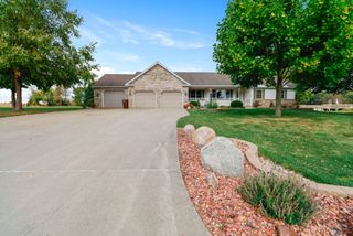 1 E Jeflynn Court, Kouts, IN 46347